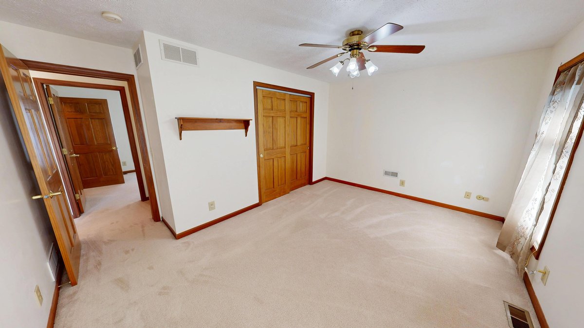 Image for Incredible 59 Acre Farm with 4 Bedroom Home & Spacious Commercial Garage in Wood County