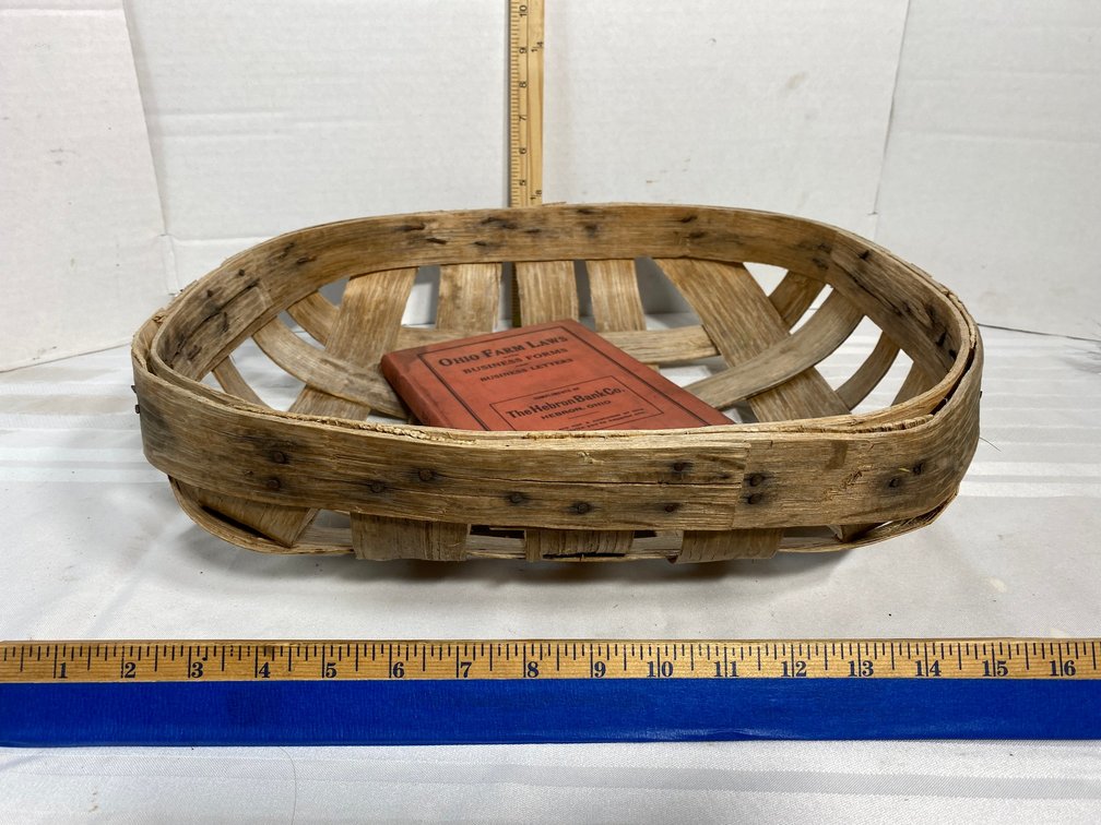 TOBACCO BASKET WITH OHIO FARM LAWS BOOK