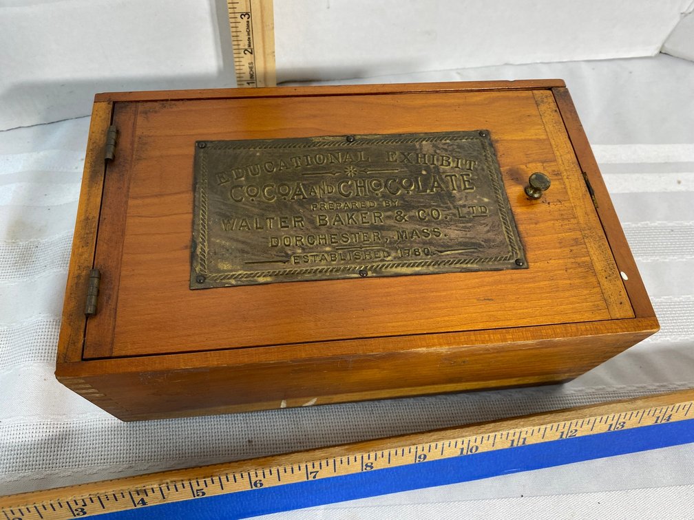 ANTIQUE CHOCOLATE BOX WITH SAMPLES