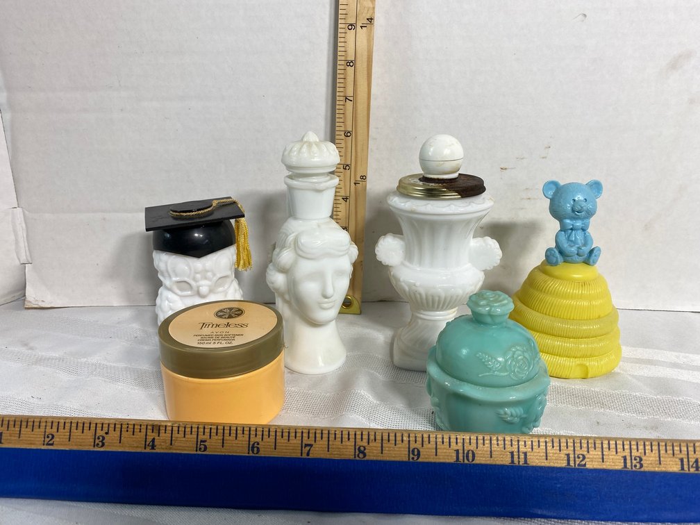 COLLECTION OF VINTAGE AVON CONTAINERS