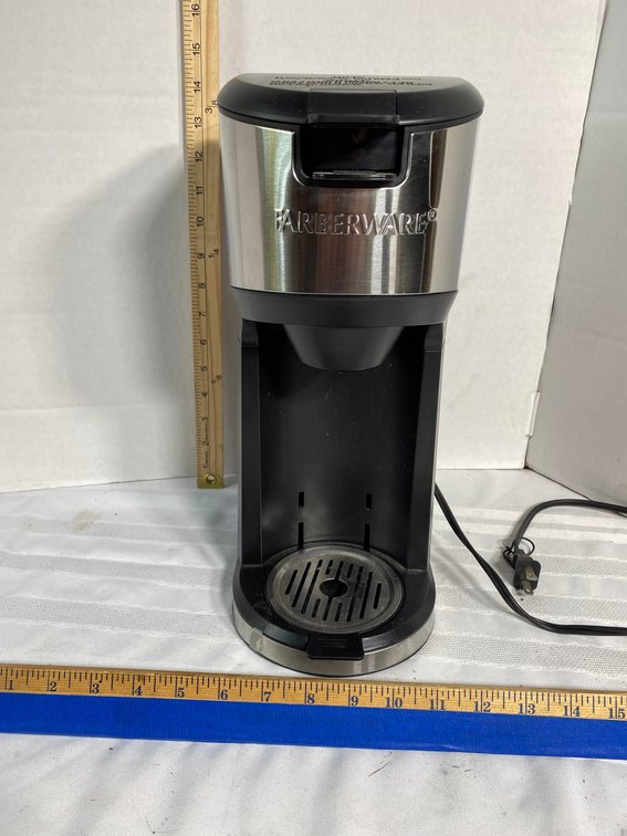 FARBERWARE COFFEE POD STYLE COFFEE MAKER