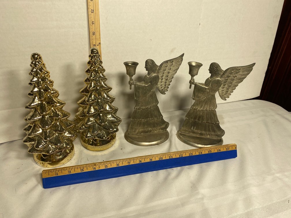 TWO GLASS CHRISTMAS TREES THAT ARE 10 INCHES TALL