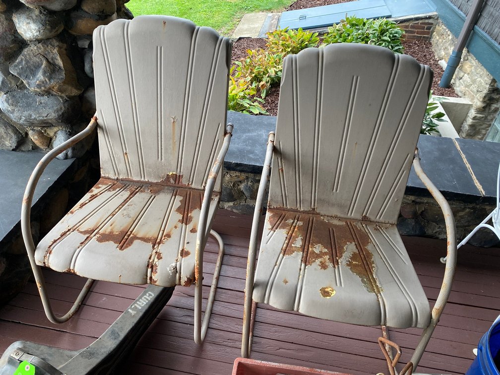 PAIR OF VINTAGE METAL CHAIRS