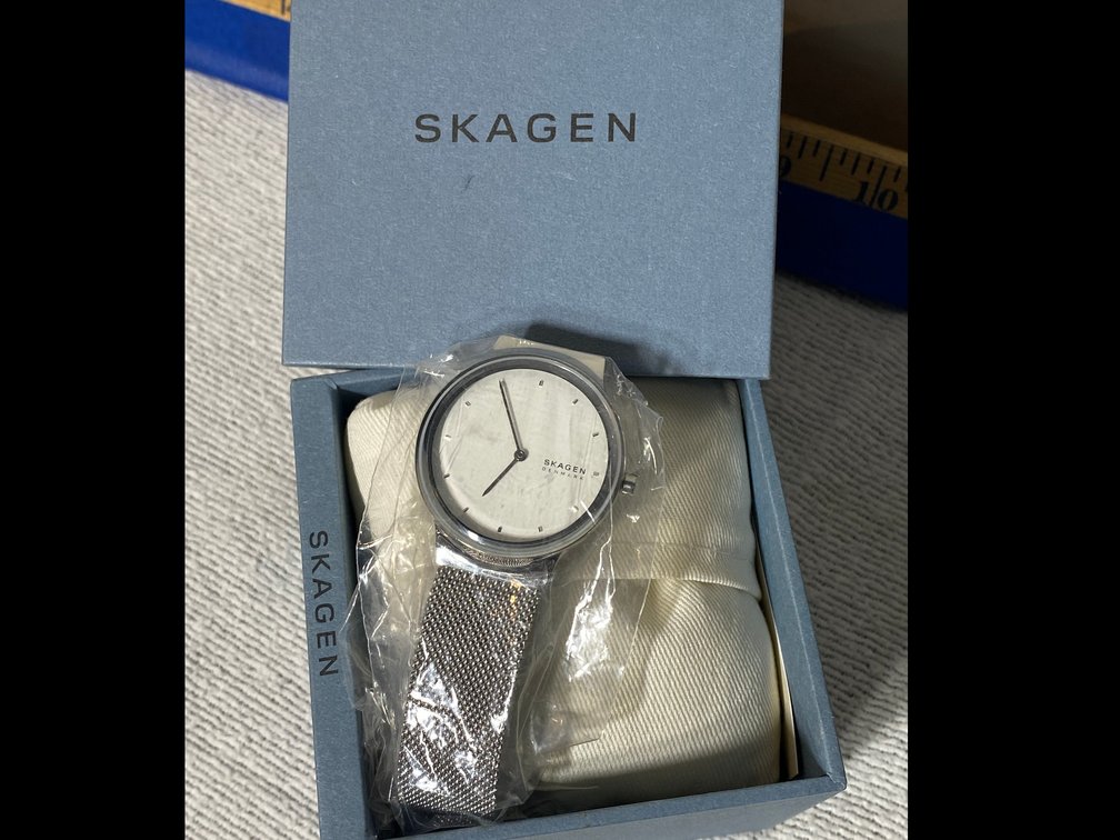 SKAGEN WATCH IN THE ORIGINAL BOX