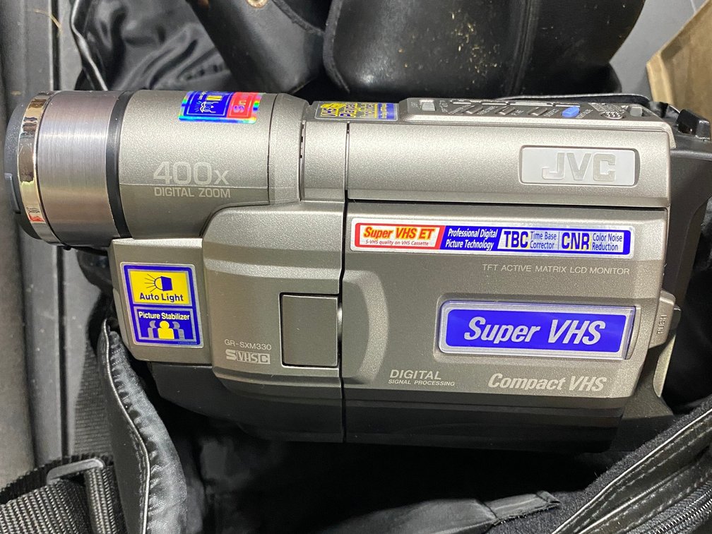 JVC DIGITAL CAMERA