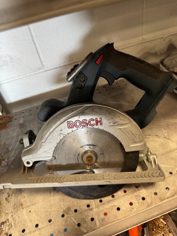 Bosch cordless circular saw