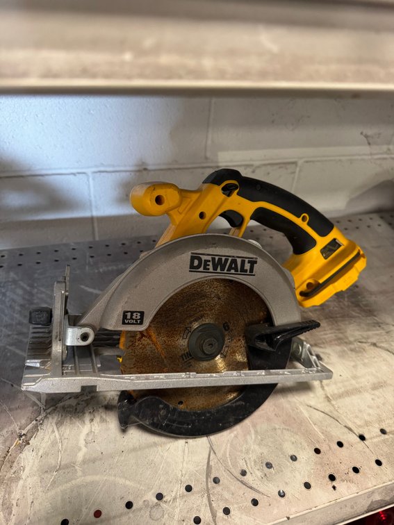DeWalt cordless circular saw