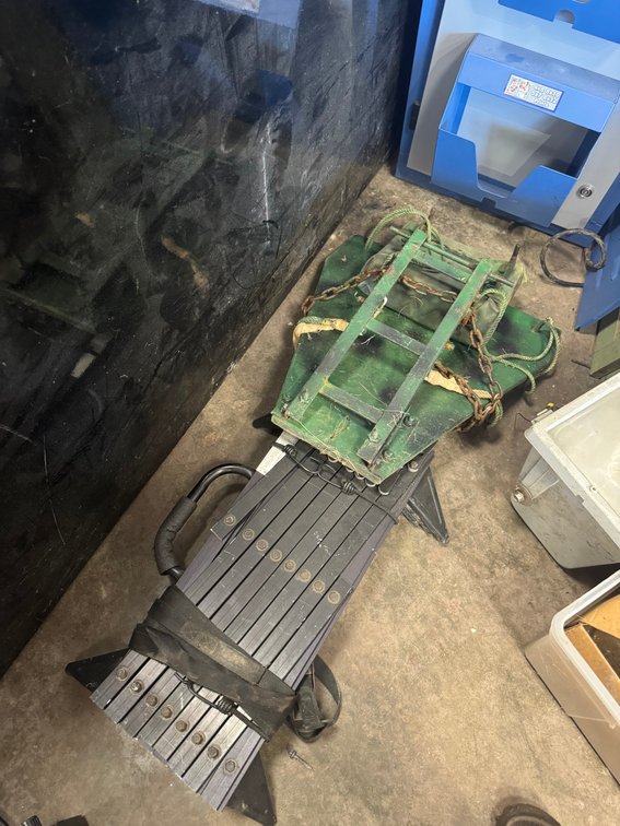 Stair-climbing hand truck