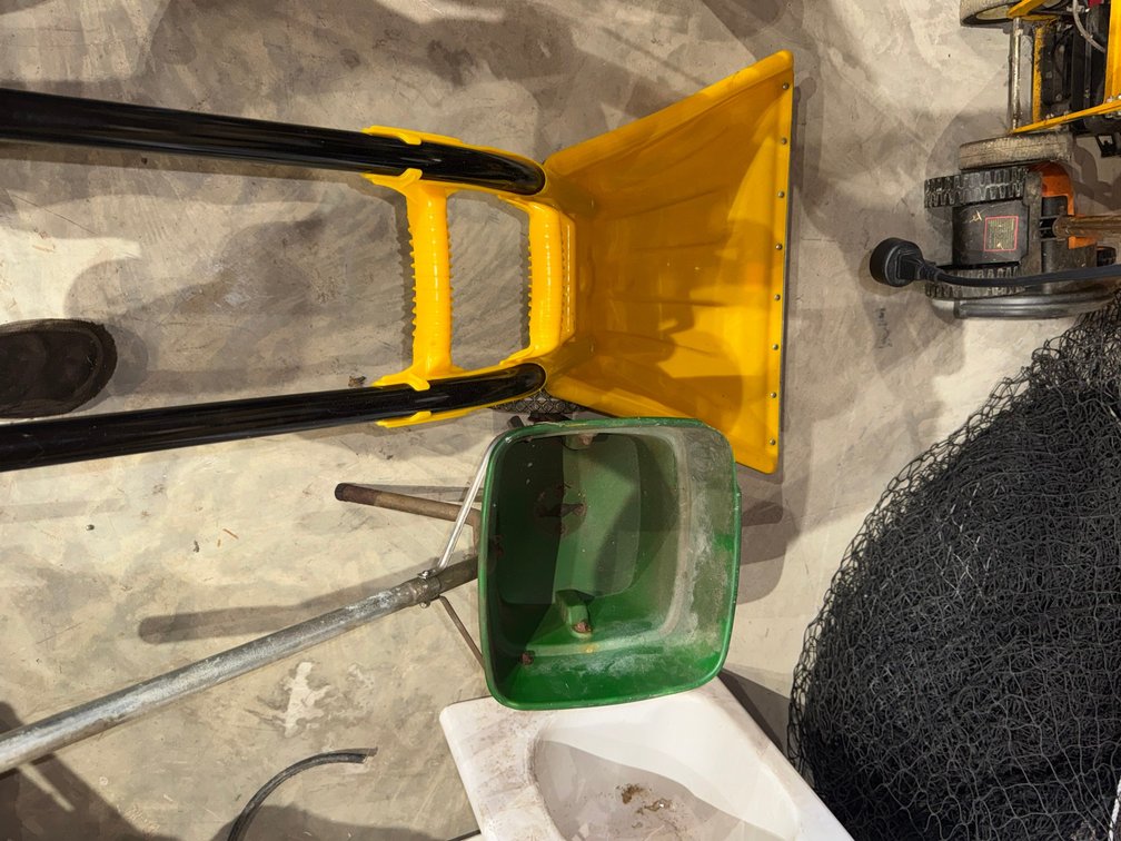 Lawn spreader and scoop