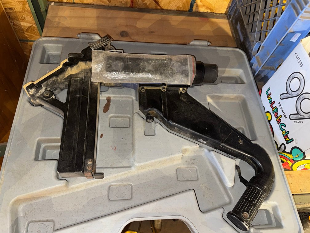 Central Pneumatic Air-Powered Nail Gun
