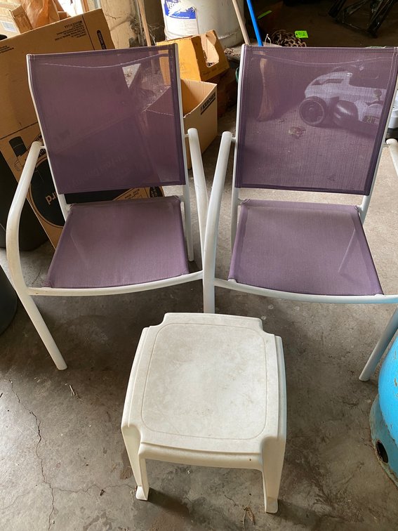 2 Stacking chairs-purple and white, plastic side table
