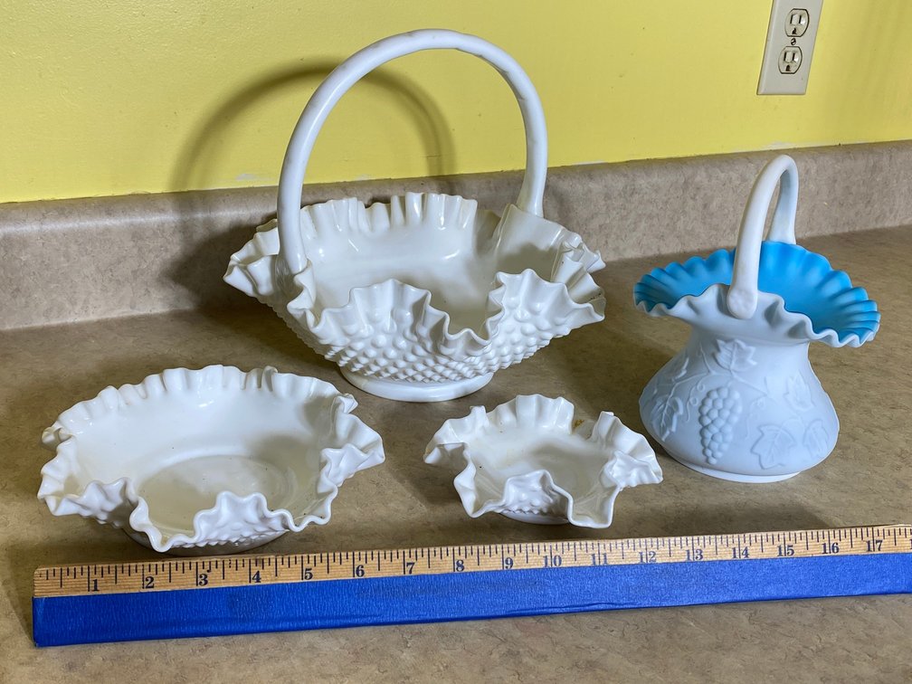 Fenton bowls