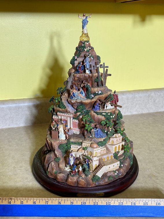Thomas Kincaid Faith Mountain The Story of Christ-16" tall