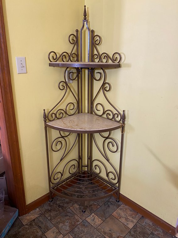 Metal frame corner shelf with ceramic or marble-type shelves