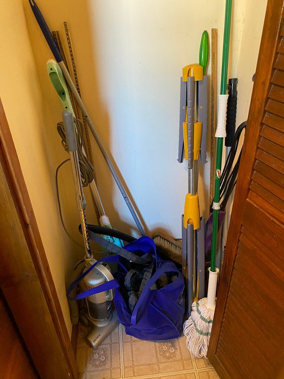Closet lot