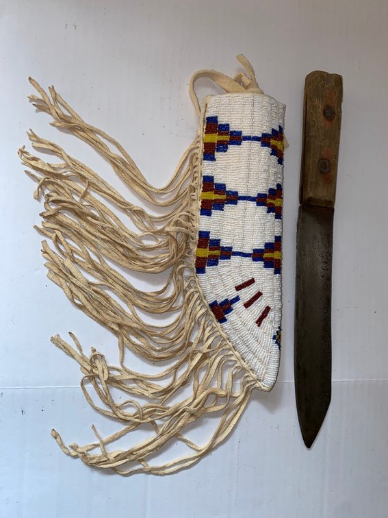 Knife & Sheath