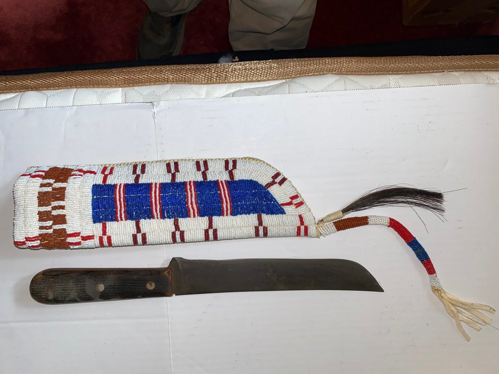 Knife & Sheath