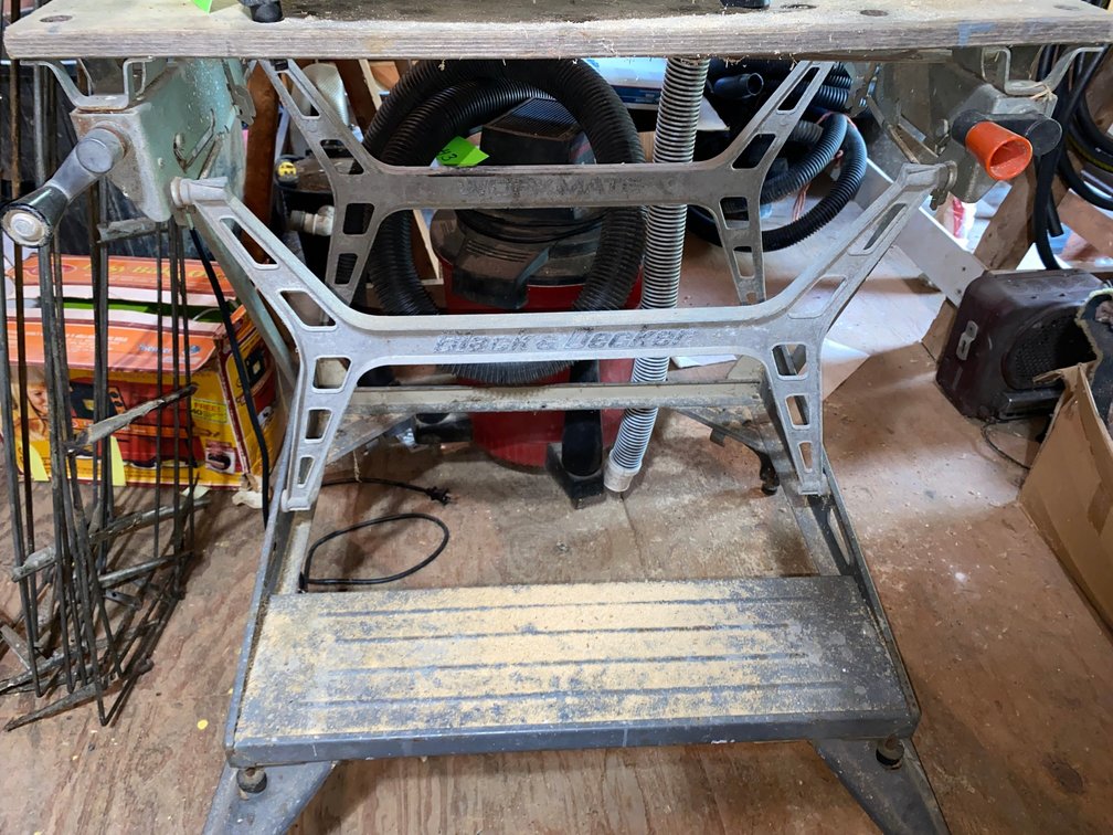 Black and Decker work bench