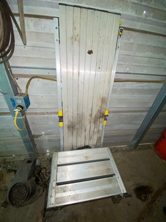 Gorilla Ladders Slim-Fold Aluminum Work Platform