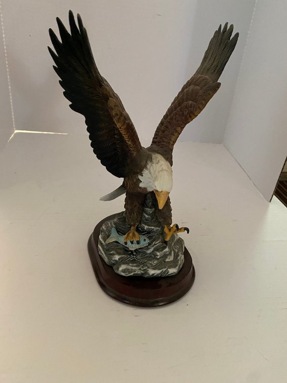Wellington Eagle Figurine