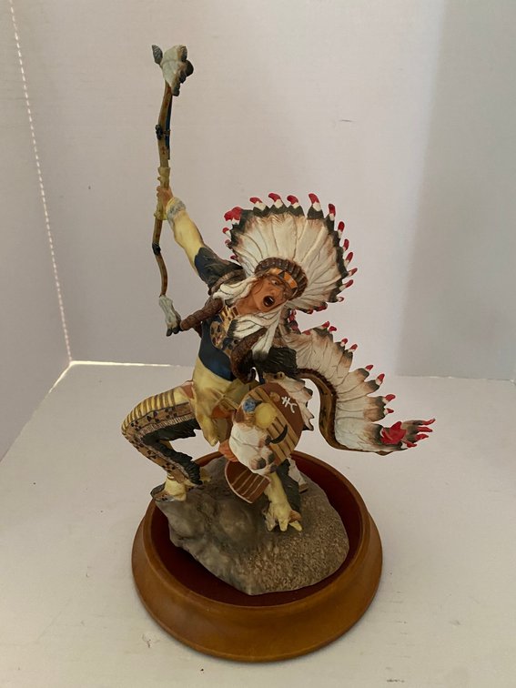 Figurine: "Cheyenne Chief"