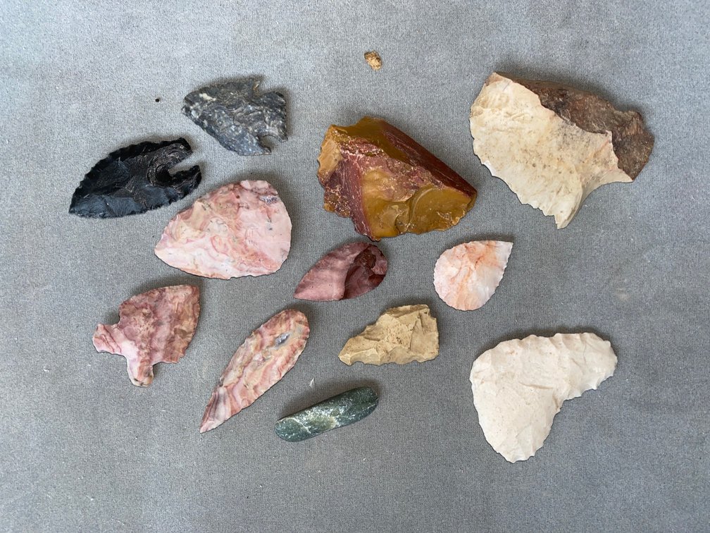 Arrowheads & Stones