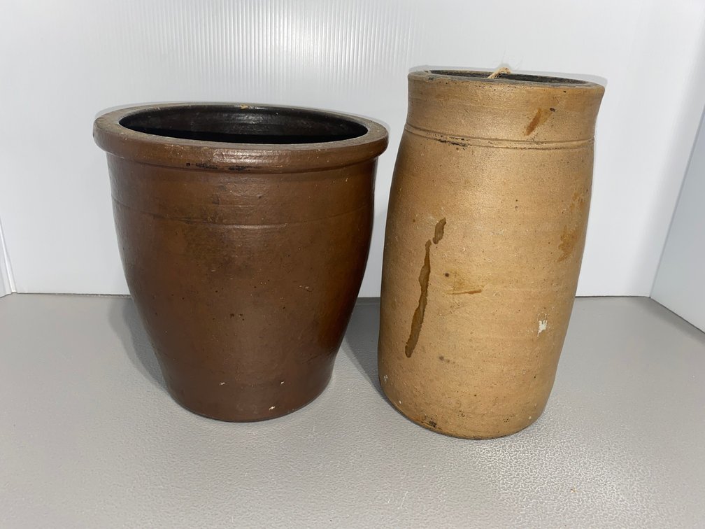 Brown Crock and Wax Sealer