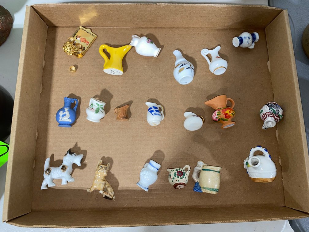 Assorted Knickknacks