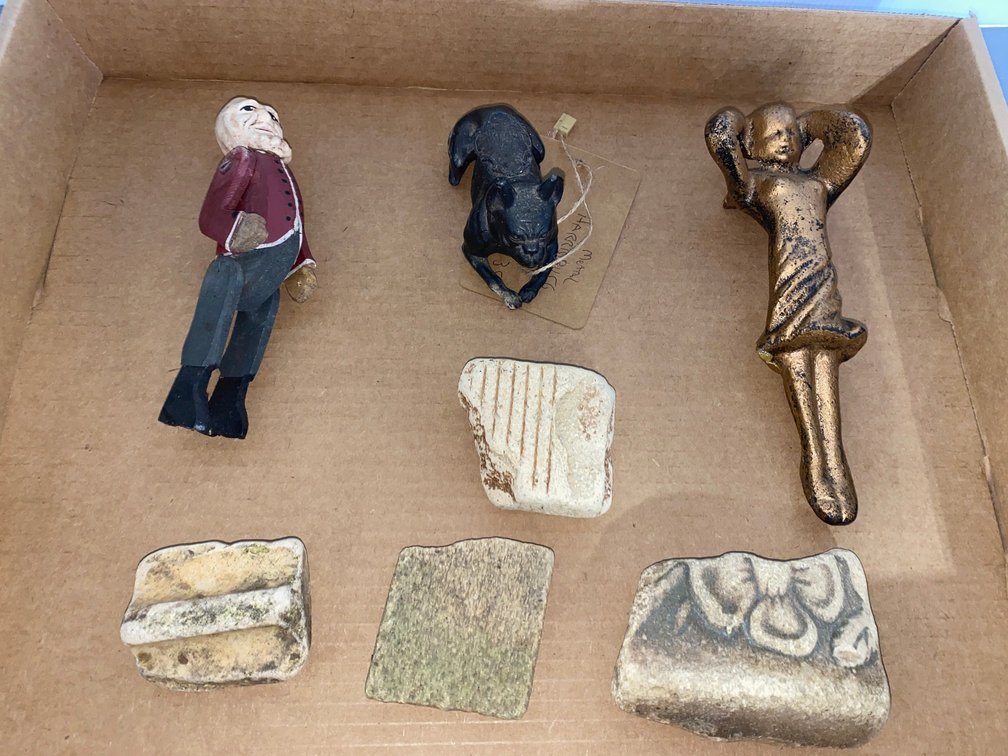 Metal Harrisburg Dog and Collectibles