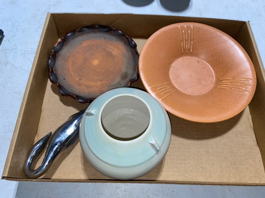 Roseville Dish and Pottery