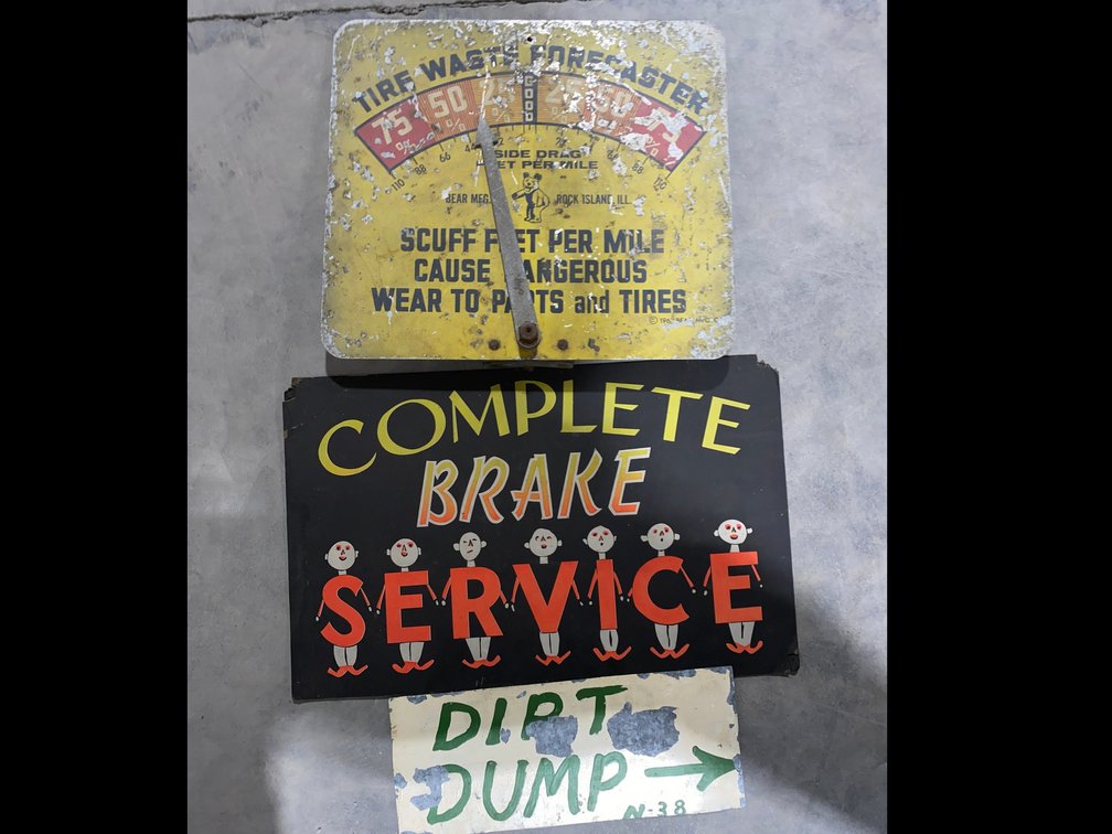 Brake Service and Tire Advertising Signs