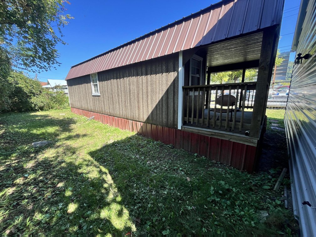 Image for 4-Bay Commercial Garage with Apartment in Marmet