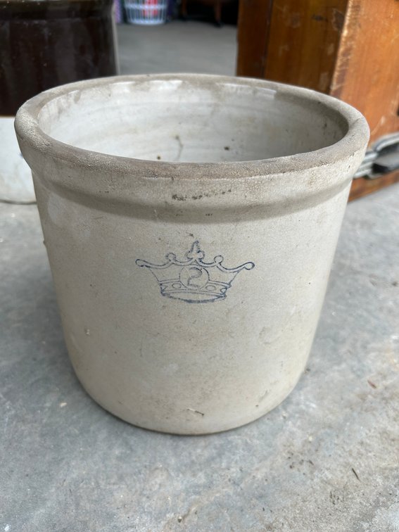 Cream crock with crown #2