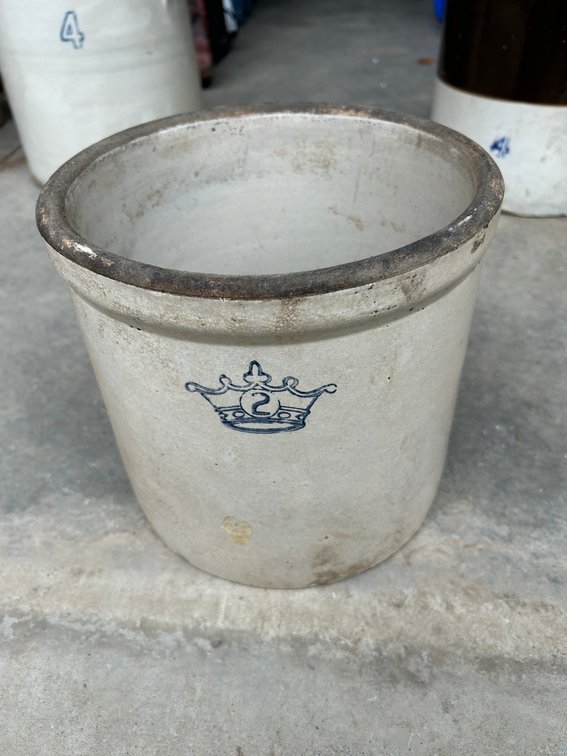 Cream crock with crown #2