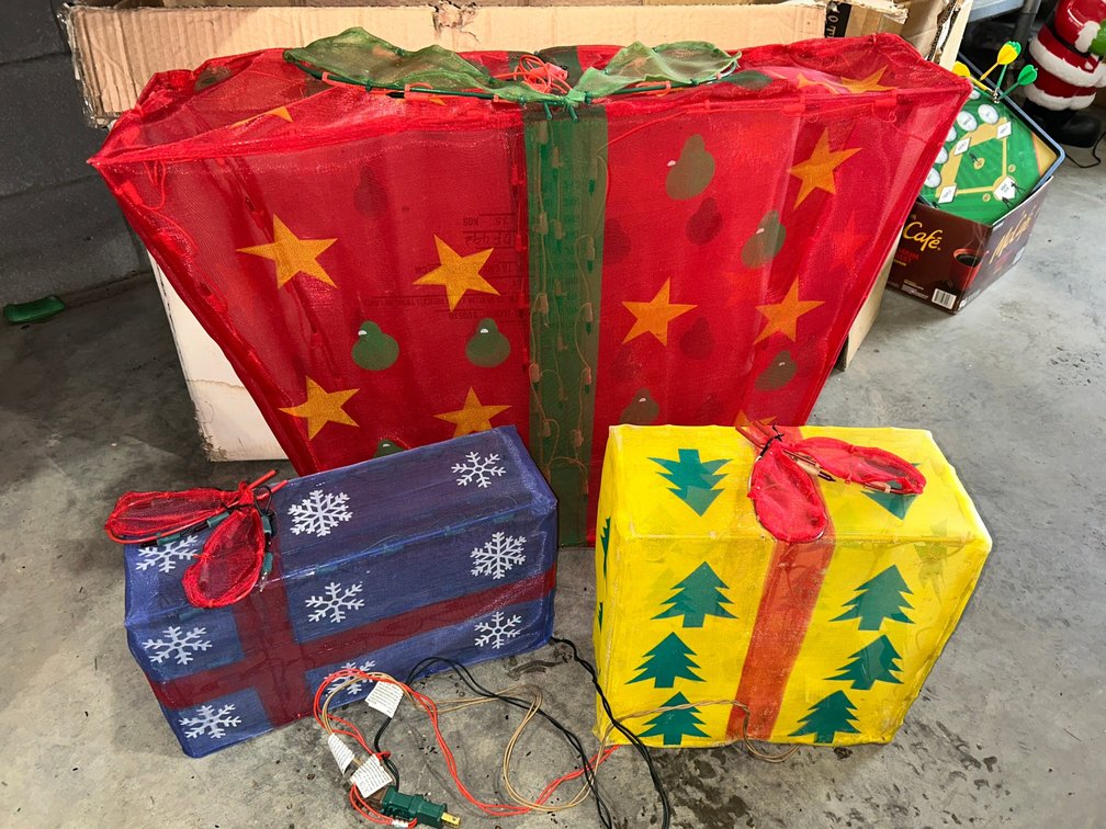 Christmas decorations-lighted decorative boxes