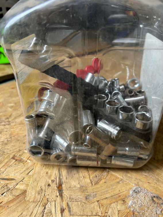 Sockets-ranging from 1 1/4" to 3/8"