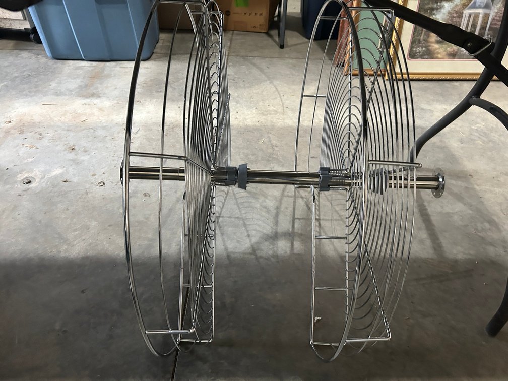 Wire insert for Lazy Susan cabinet