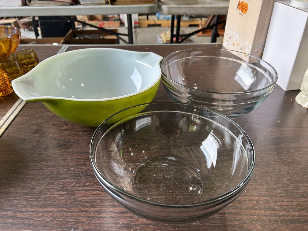 Green Pyrex Bowl, 2 clear Anchor Hocking bowls