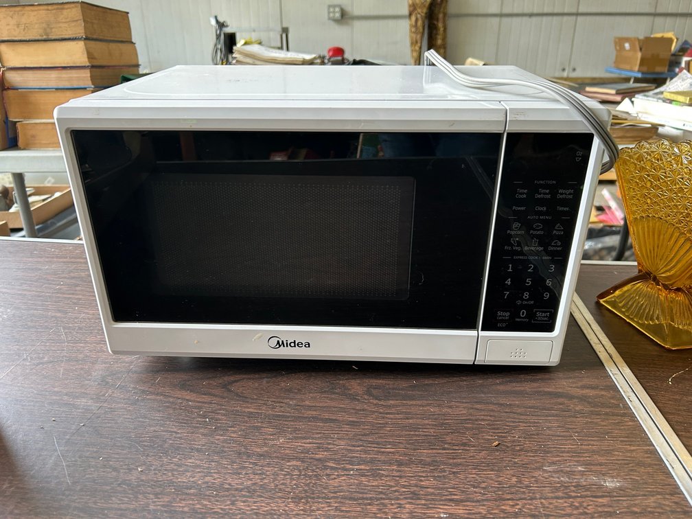 Midea microwave