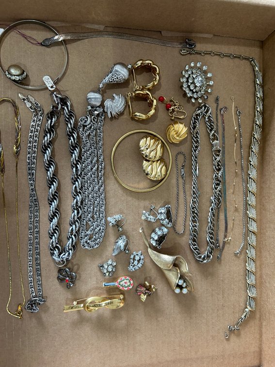 Costume jewelry-1 necklace marked Handcrafted American Indian jewelry