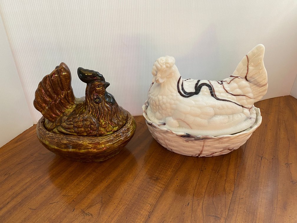 2- Hens on a Nest