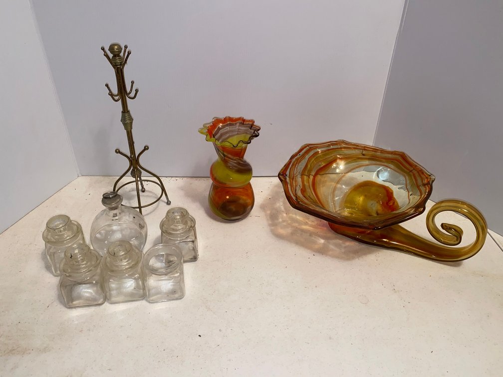 Ink Wells, Art glass vase, Art Glass Cornucopia