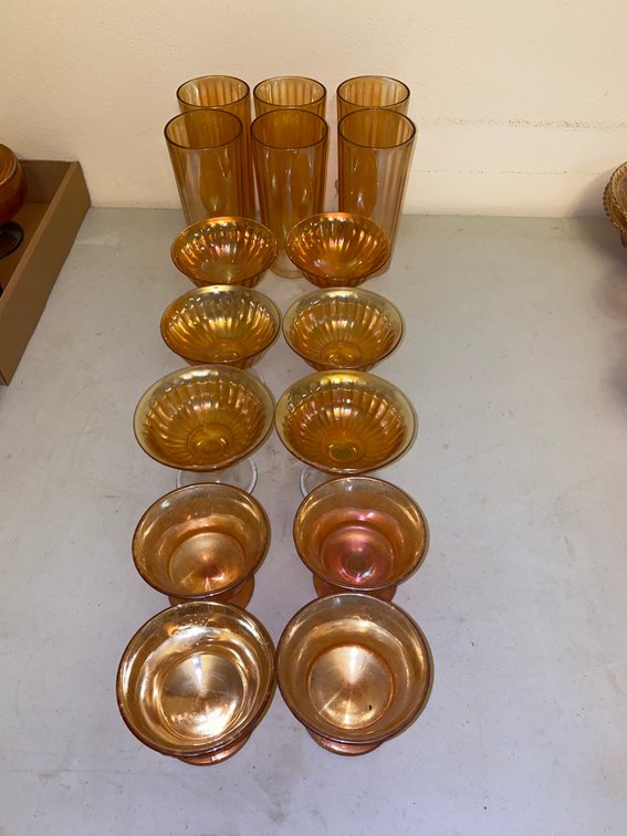 16 Pieces of Marigold Carnival Glass, Stemware Sorbets, Water glasses