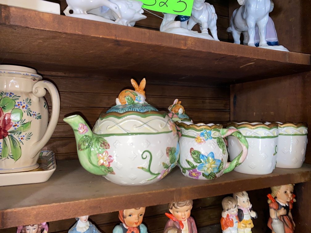 Decorated Creamer, Sugar, Teapot