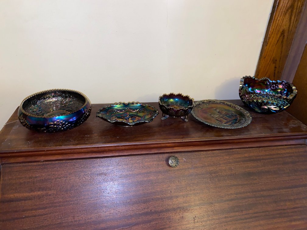5-Pieces of Carnival Glass