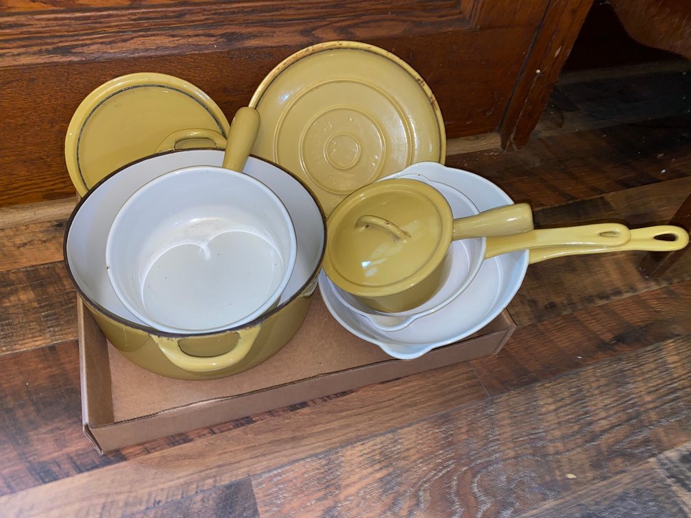 Metal Skillets, Pots