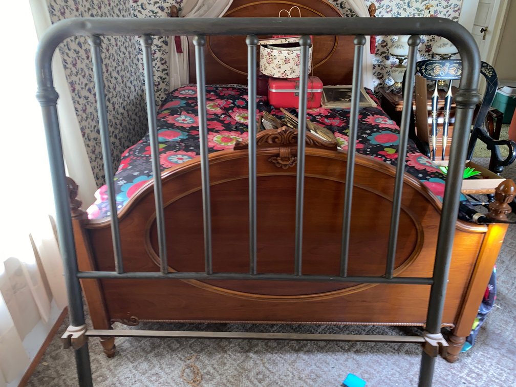 Metal Twin Size Head Board