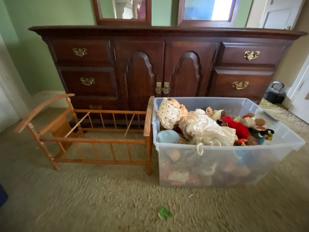 Dolls, small Doll Crib