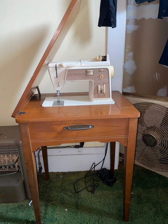 Singer Sewing Machine