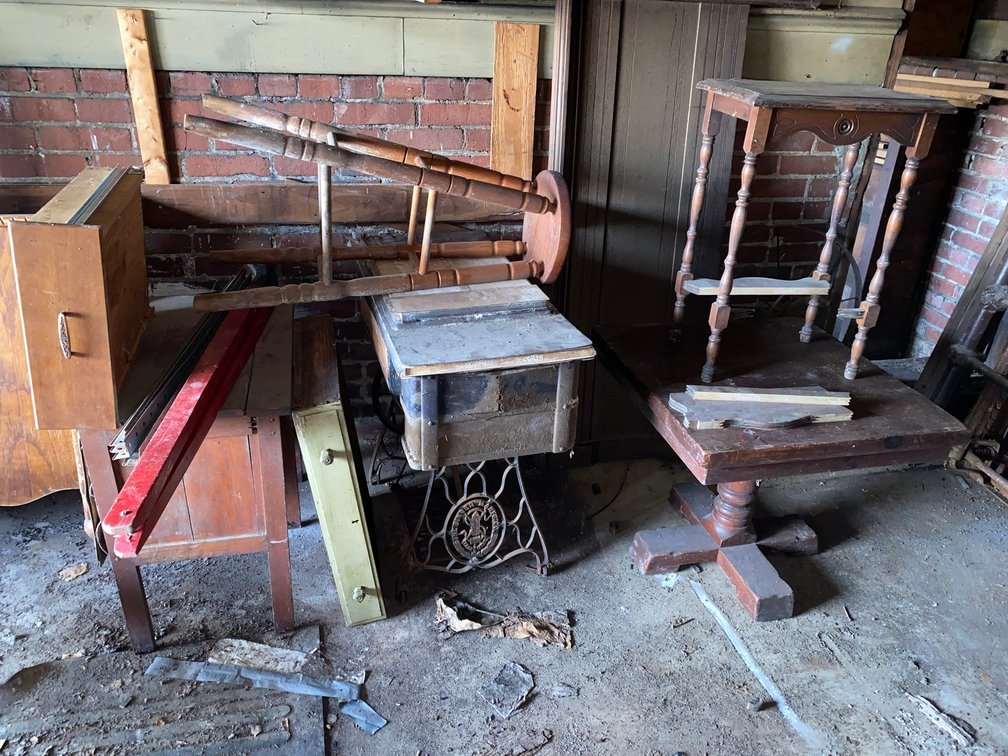 Treadle Sewing Machine, 3 Small Tables, Bar Stool